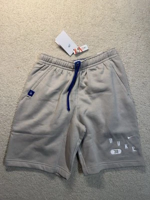 Pantalones cortos de forro polar Nike Duke University Blue Devils Talla pequeña Arena Caqui Foto 1 de 4