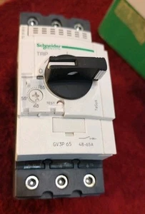 1 PIEZA Nuevo En Caja Schneider GV3P65 Eléctrico Envío Rápido - Imagen 1 de 8