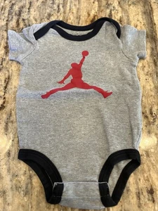 Nike Air Jordan Athletic Boy's Short Sleeve Gray One Piece Size 3-6 Months - Picture 1 of 3