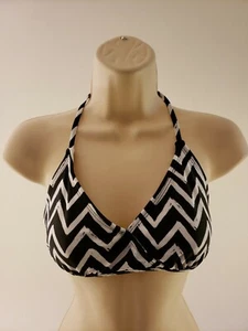 Xhilaration XL Juego de Natación Negro 14/16 Chevron 2 piezas - Imagen 1 de 4