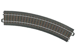 Märklin H0 24130 Curved C-Track Radius 1 New - Picture 1 of 1