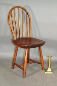 EXTREMELY RARE 18TH C CONNECTICUT CHILD'S BOWBACK WINDSOR CHAIR IN OLD SURFACE