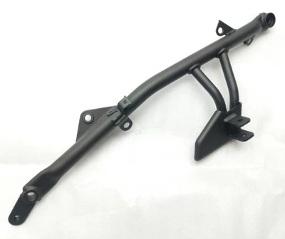 Soporte reposapiés trasero pasajero Kawasaki Vulcan OEM R. - 31064-0651-18R Foto 1 de 4