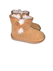 Botas Koolaburra By Ugg para niños pequeños talla 10c Osh Kosh Oshkosh marrón bota con lazo - Imagen 1 de 5