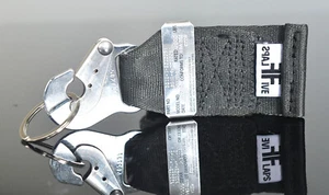 DASH 8  by LGW / Air Berlin Schlüsselanhänger original safety belt - Picture 1 of 1