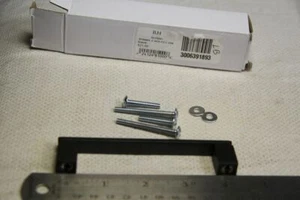Restoration Hardware RH Fulham 4" pull Bronze - Imagen 1 de 3