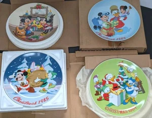 (4) The Disney Collection Christmas Plates 1983,1984,1985,1986, Limited Ed. - Picture 1 of 10