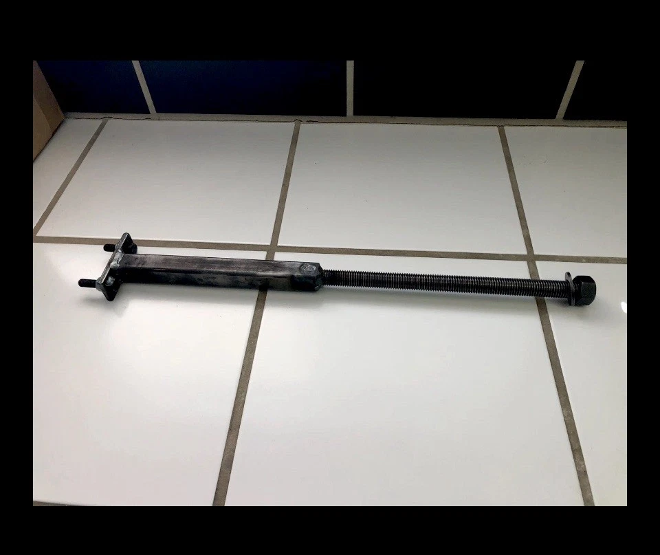 Compresor de resorte helicoidal delantero AMC, AMX, Javelin, Gremlin, Hornet, Rebel 1970-1974 Foto 1 de 4