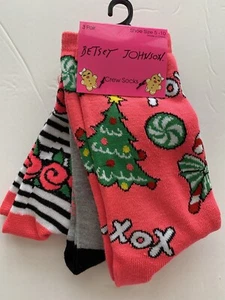 New Betsey Johnson Christmas Socks Neon Pink Women’s Crew Roses Tree 3 Pairs - Picture 1 of 6