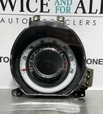 Cuadro de instrumentos velocímetro Fiat 500 2012-2017 OEM Foto 1 de 4