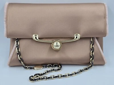 Stuart Weitzman Sobre Carta de Amor Noche Dorado Bolso sin asas Correa de Cadena para el Hombro  Foto 1 de 4