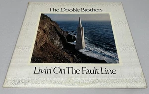 Doobie Brothers- Livin' On The Fault Line 1977 BSK-3045 RECORD WARNER BROS. - Picture 1 of 5