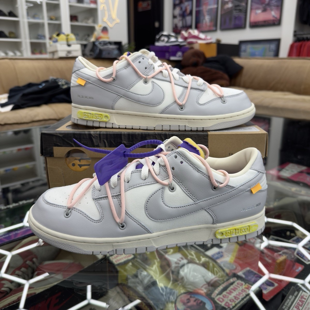 Nike Off-White x Dunk Low Lot 24 of 50 for Sale Nike Off-White x Dunk Low Lot 24 of 50 for Sale
