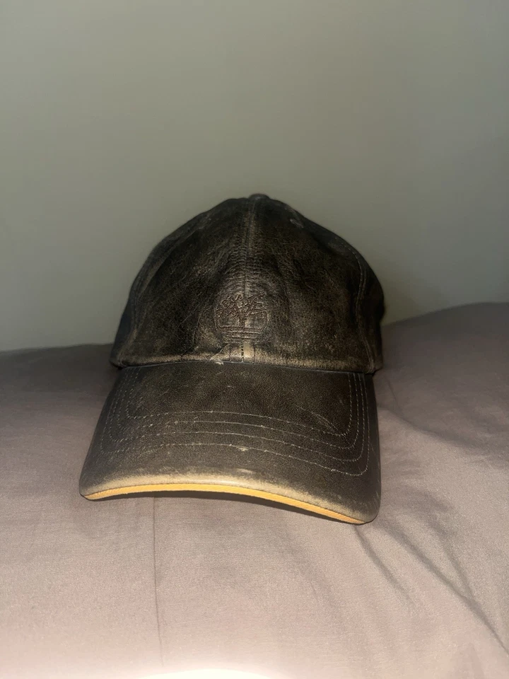 ¡Sombrero de camionero de cuero bordado Timberland! Hombre Foto 1 de 4