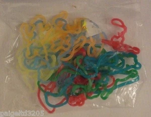 Piratez Pirate Petey the Parrot Crossbones Zanybandz 24 Rubber Bands - Imagen 1 de 1