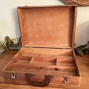 Vintage Wooden Artist Painters Palette Case Travel Box Dovetail Briefcase 17x13 - Picture 1 of 24