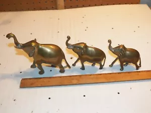 Vintage Set Of 3 Trunk Up Brass Elephant Figurines - Made in India - Picture 1 of 6