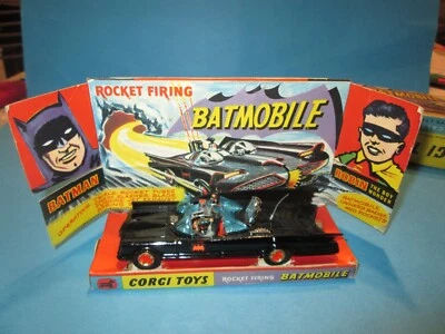 CORGI TOYS BATMAN...BATMOBILE CON SCATOLA ORIGINALE!!!! MOLTO RARA!!! - Immagine 1 di 4