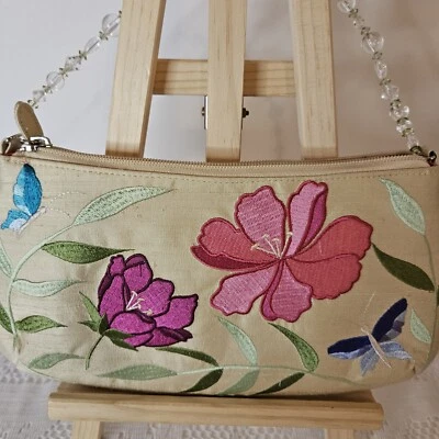 Talbots 花和蝴蝶刺绣钱包带透明串珠表带 — 第 1/4 张图片