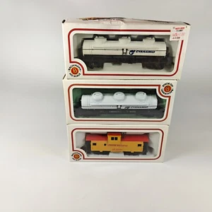 Lote de 3 vagones cisterna Bachmann Union Pacific Caboose calibre 3 HO 43-1007-01 1001-39 - Imagen 1 de 5