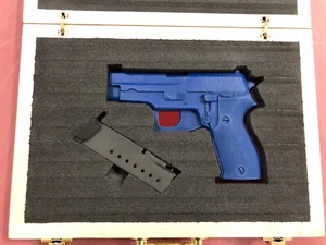 PISTOL GUN SIG SAUER CASE Solid Maple Wood Box for P225 Custom made with Foam - Picture 1 of 6