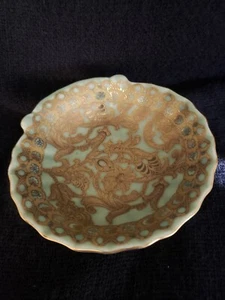 Celadon Green Arabesque Chinese Porcelain Detailed Gold Guild Trinket Dish Plate - Picture 1 of 9