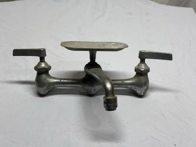 Grifo United vintage con soporte para jabón asas frías calientes Foto 1 de 4