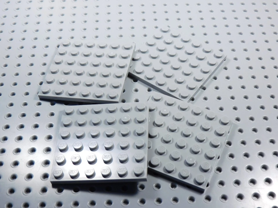 LEGO Lote de 4 Placas Gris Azulado Claro 6x6 AW Foto 1 de 1