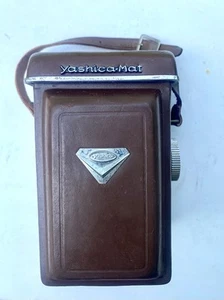 Yashika Mat Vintage camera - Picture 1 of 6