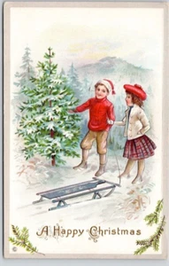 WEIHNACHTSPOSTKARTE Junge & Mädchen mit Schlitten einen Weihnachtsbaum pflücken - Bild 1 von 2