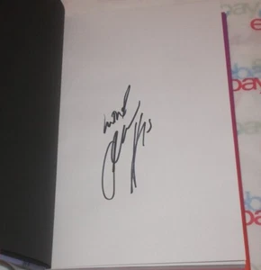 ALICIA KEYS SIGNED GIRL ON FIRE 1ST EDITION HARD COVER HC BOOK AUTOGRAPH COA - Picture 1 of 8