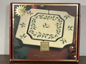 Remache expandible Lenox Holly & Berry Holiday Dimension cerámica y metal 10-12" - Imagen 1 de 2