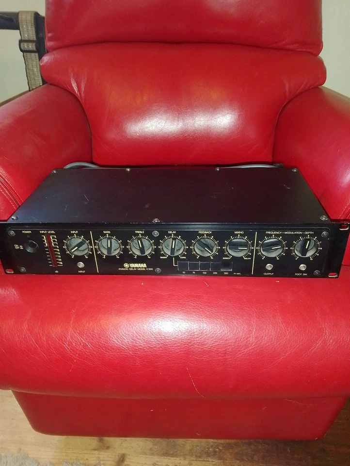 vintage Yamaha E1010 atraso analógico bom estado - Imagem 1 de 1