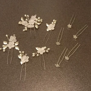 Neu-bezauberndes Braut u. Brautjungfer Haarschmuckset 10-Teilig Perlen, Blume.. - Bild 1 von 9