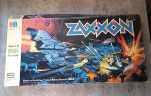 Juego de mesa vintage Sega Zaxxon Milton Bradley 1982 - ¡Completo! - Imagen 1 de 8