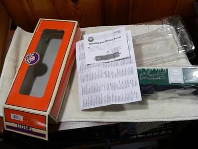 Lionel 6-26788 Christmas Music Box Car - Image 1 of 2