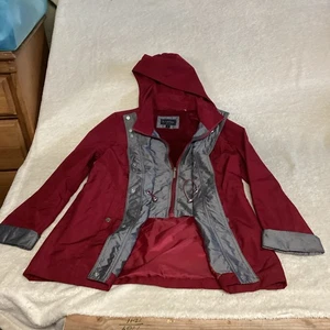BRAETON SZ S RED Polyester W NYLON LINING ZIP/2 POCKET HOODED JACKET EUC - Picture 1 of 16