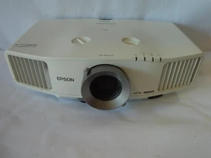Epson PowerLite Pro G5750WU WUXGA 3LCD Projector (Lamp Hours 178Hrs) - Picture 1 of 8