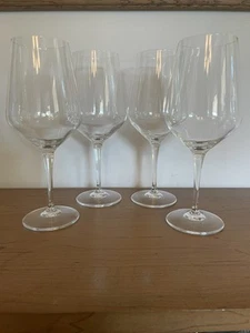 Set 4 bicchieri da vino Bormioli Rocco Electra con gambo trasparente - Foto 1 di 6
