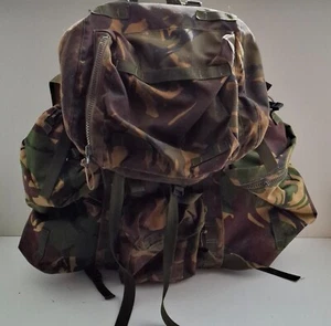 Original Ejército Británico Edición DPM Woodland Camuflaje Espalda Larga Bergen/Mochila 1992 - Imagen 1 de 13