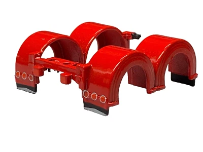 1/64 DCP PARTS RED PETERBILT 359/379/389 REAR SHOW FENDERS W/ LIGHTS - Image 1 of 3