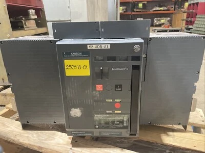 ENTELLIGUARD GC40B1HEMXX8BXXXXXXX 4000A Foto 1 de 4