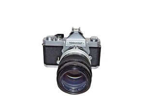 Nikon Nikkormat FT-N w Nikkor-Q Auto 1:2.8 135 MM Lens "NEW SEALS,TESTED" (N-51) - Picture 1 of 12