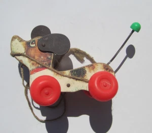 Fisher Price LITTLE SNOOPY Dog Wood Body Plastic Wheels Vintage Pull Toy #693 - Picture 1 of 4