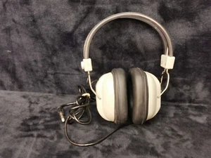 Vintage E MD-802 Headphones Japan 8 Ohm Classic Over Ear Old School Audio - Picture 1 of 6