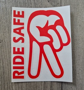 Calcomanía adhesiva Ride Safe para bicicleta moto coche diferentes colores. Parachoques de ventana - Imagen 1 de 4