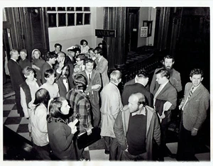1968 Press Photo Boston hippies demonstration at Mayor White City Hall Office - Picture 1 of 2
