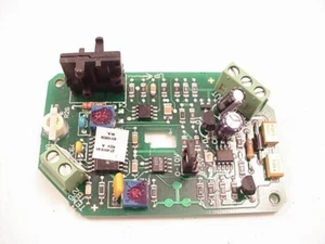 Johnson Controls HE-67P3-0N0BT Wall Mount Humidity Transmitter Ships Same Day - Picture 1 of 6