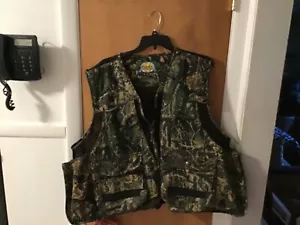 cabelas 3D seclusion vest - Picture 1 of 3