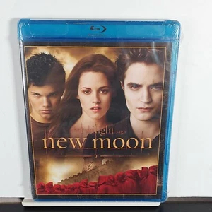 The Twilight Saga: New Moon (Blu-ray, 2009) - Picture 1 of 2